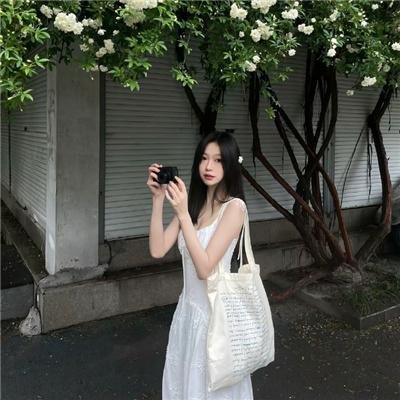 娇娃闹军营